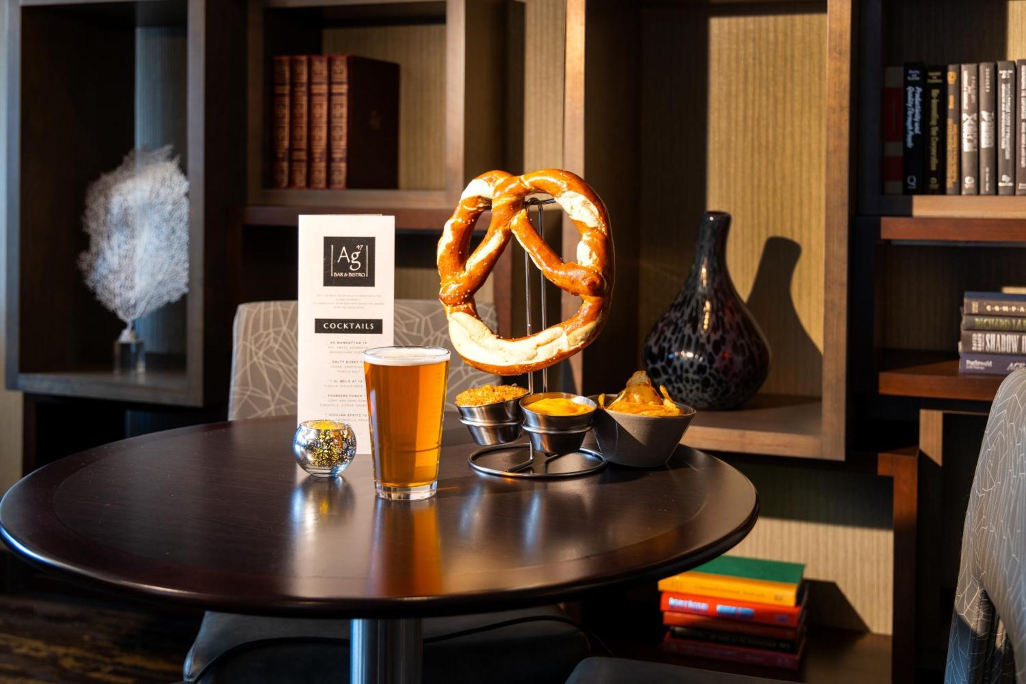 Silver Cloud Hotel - Seattle University Of Washington District Екстер'єр фото